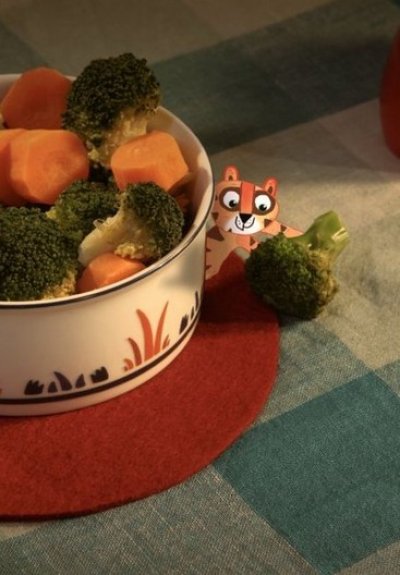 Le Tigre sur la table